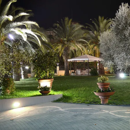 מלון Vittoria פסארו