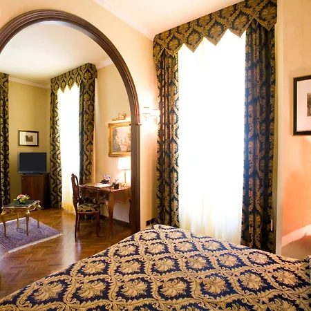Vittoria Hotel 5*