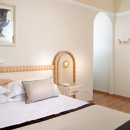 Hotel Vittoria 5*