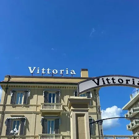 호텔 Vittoria 5*